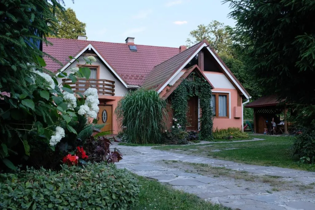 Image 1 of Rodzinny Domek Apartament