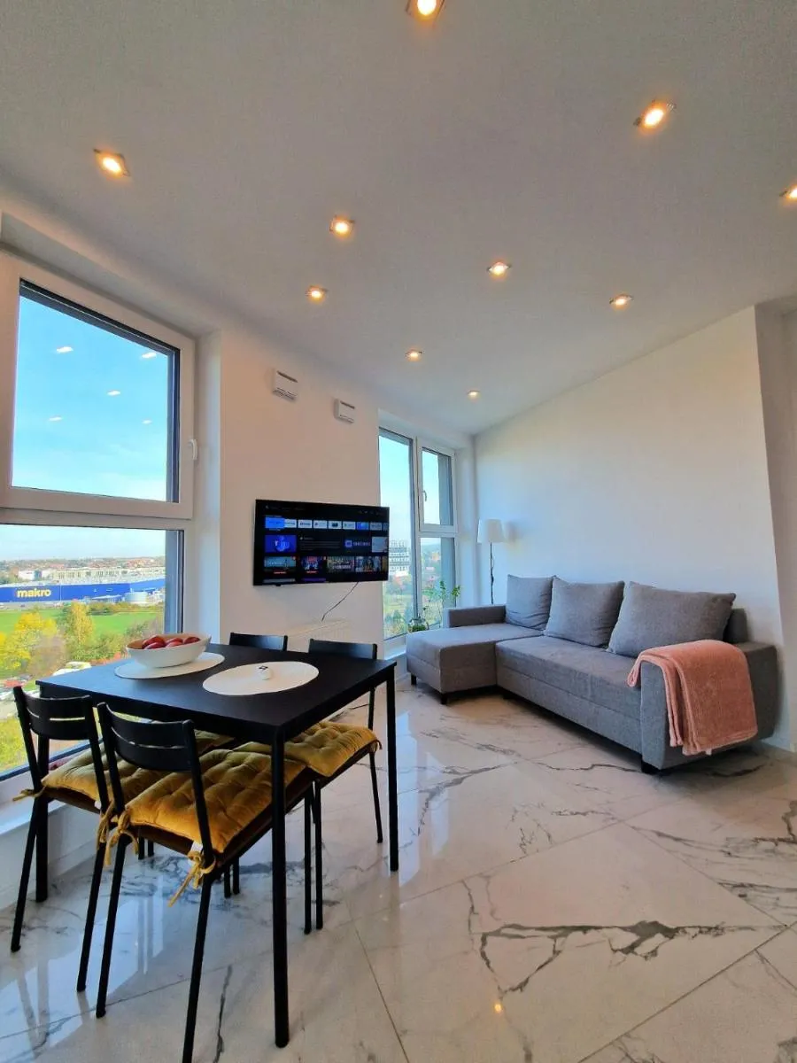Image 4 of Szklane Tarasy Premium Two Bedrooms FAKTURA FAST CHECK-IN