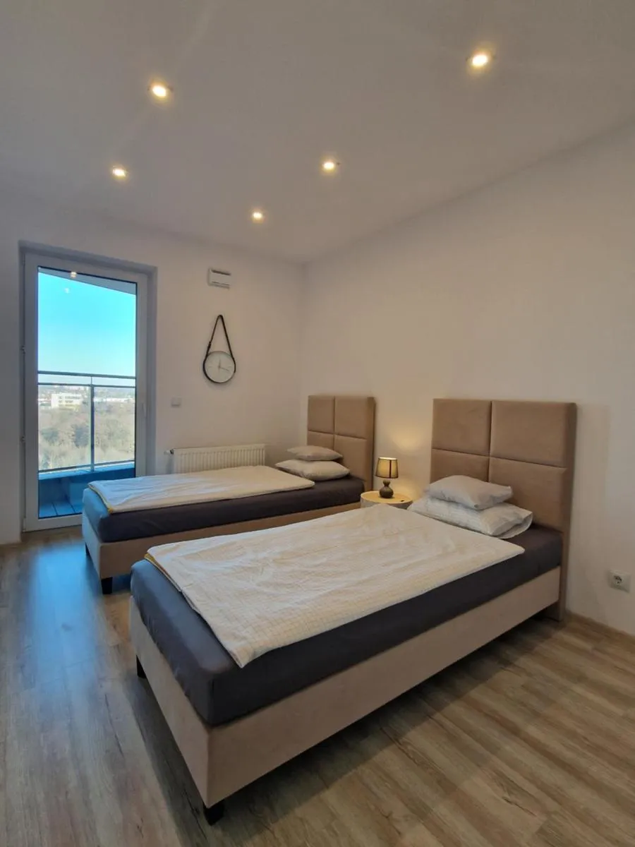 Image 5 of Szklane Tarasy Premium Two Bedrooms FAKTURA FAST CHECK-IN