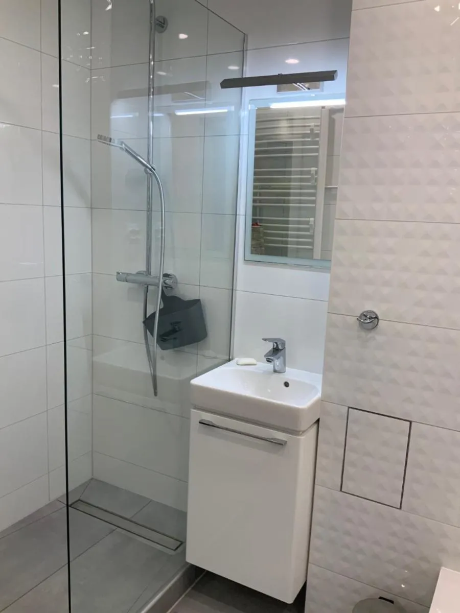 Image 3 of White Apartment