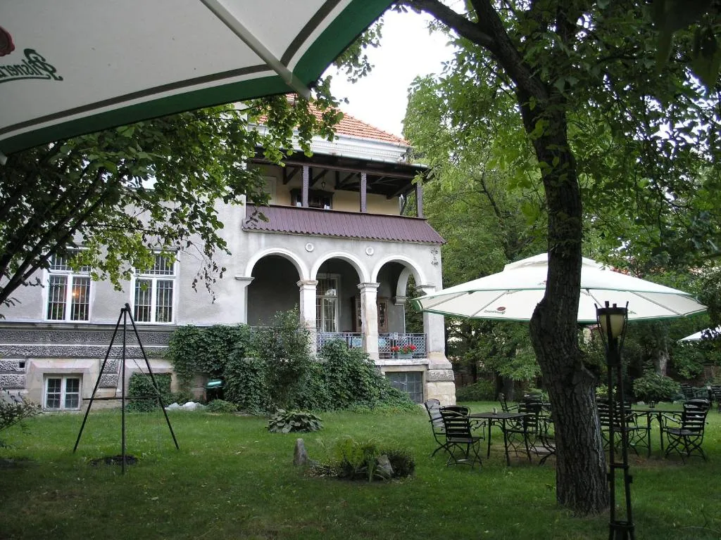 Image 1 of Willa Wiluszówka