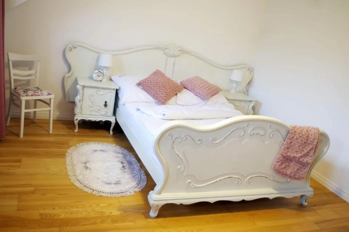 Image 2 of zaKRZYWEk wyjątkowy apartament w Krzywe k/Cisnej