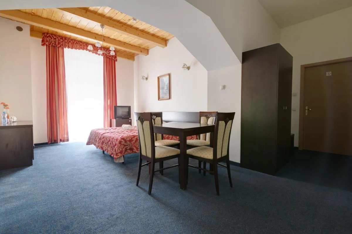Image 4 of Apartamenty Renesans