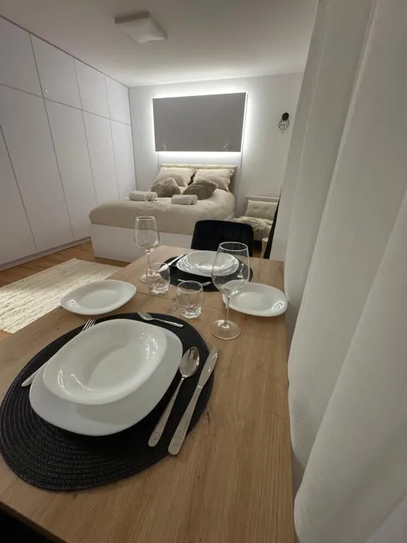 Image 1 of Apartament z widokiem Cicha 13B