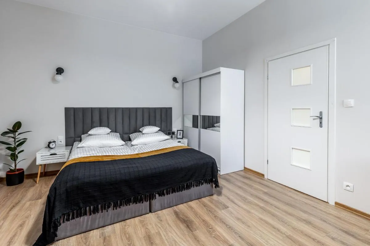 Image 2 of BeeApartments Długosza 11