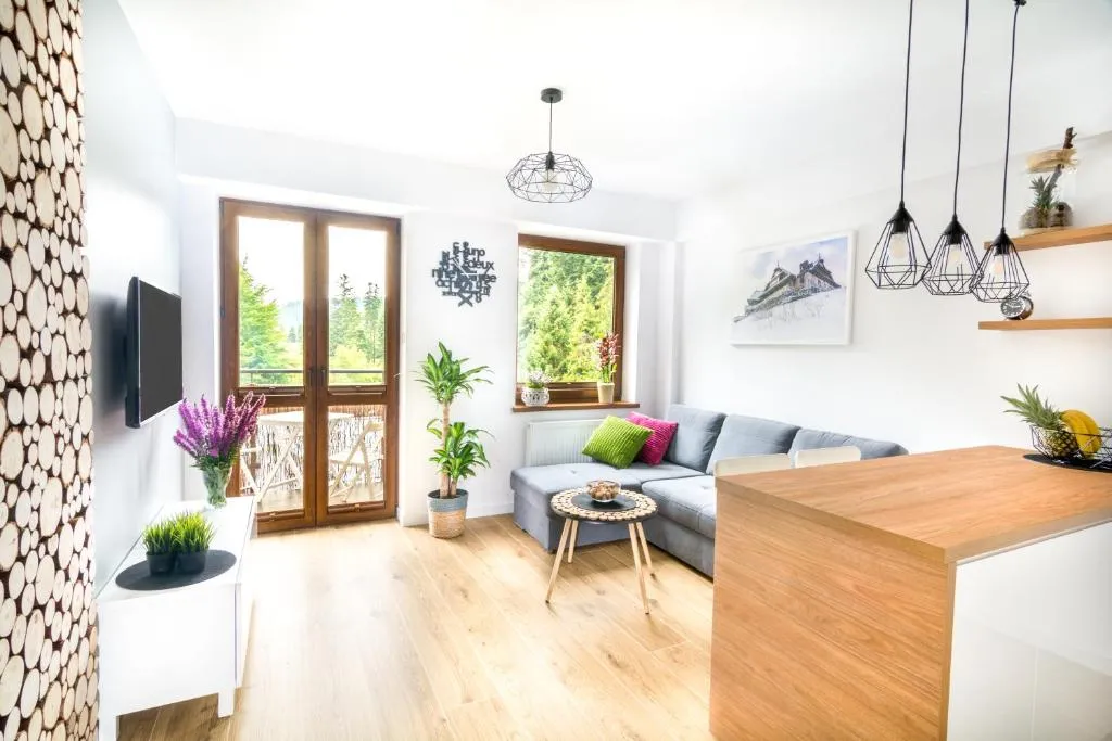Image 1 of ELuxuria GREEN HlLL Apartment przy stoku narciarskim OZONOWANY