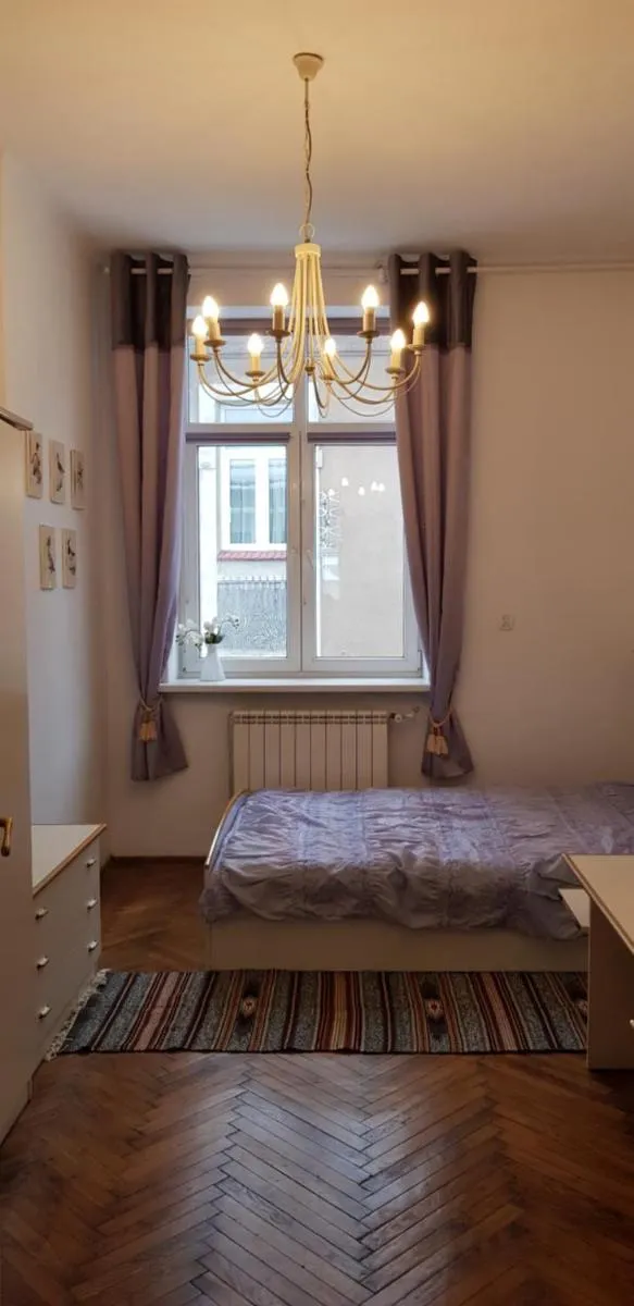 Image 2 of Klimatyczny Apartament