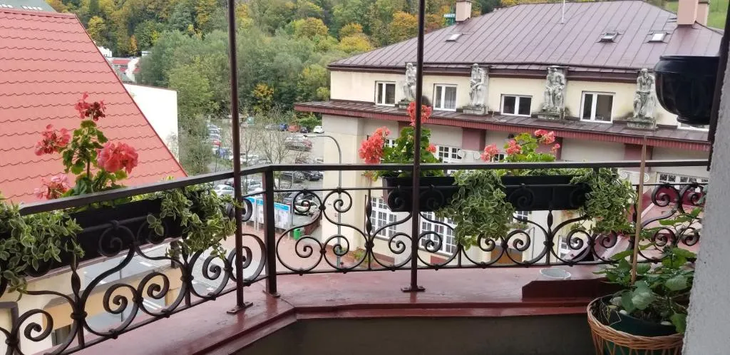Image 1 of Klimatyczny Apartament