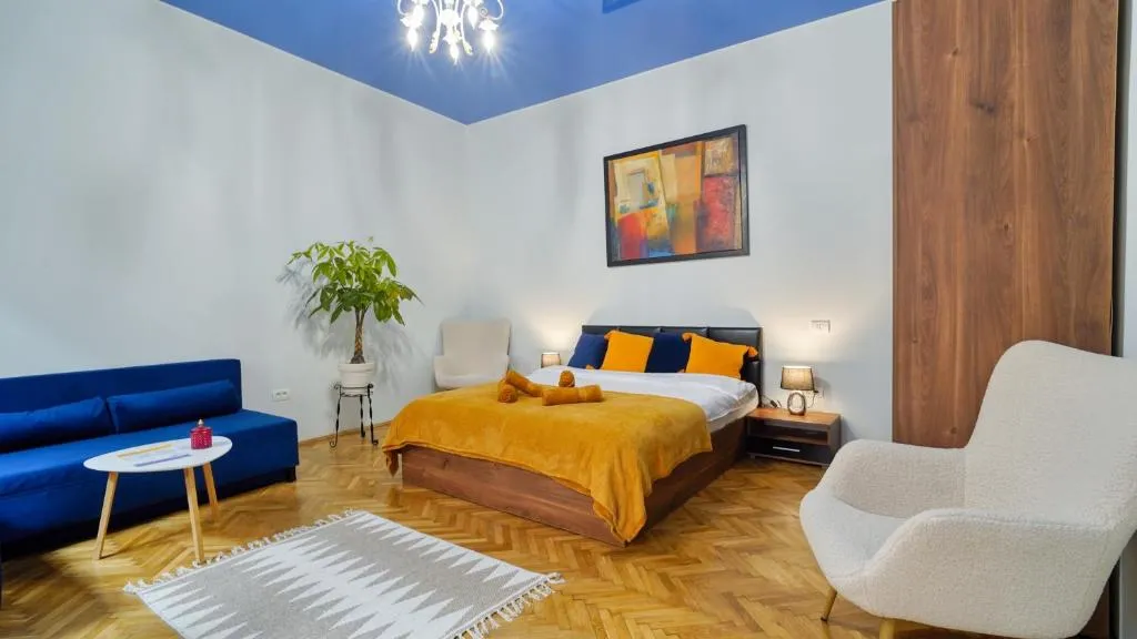 Image 1 of 2 Bedroom OldTown Mountain View Apartment with private terrace and high ceilings rooms