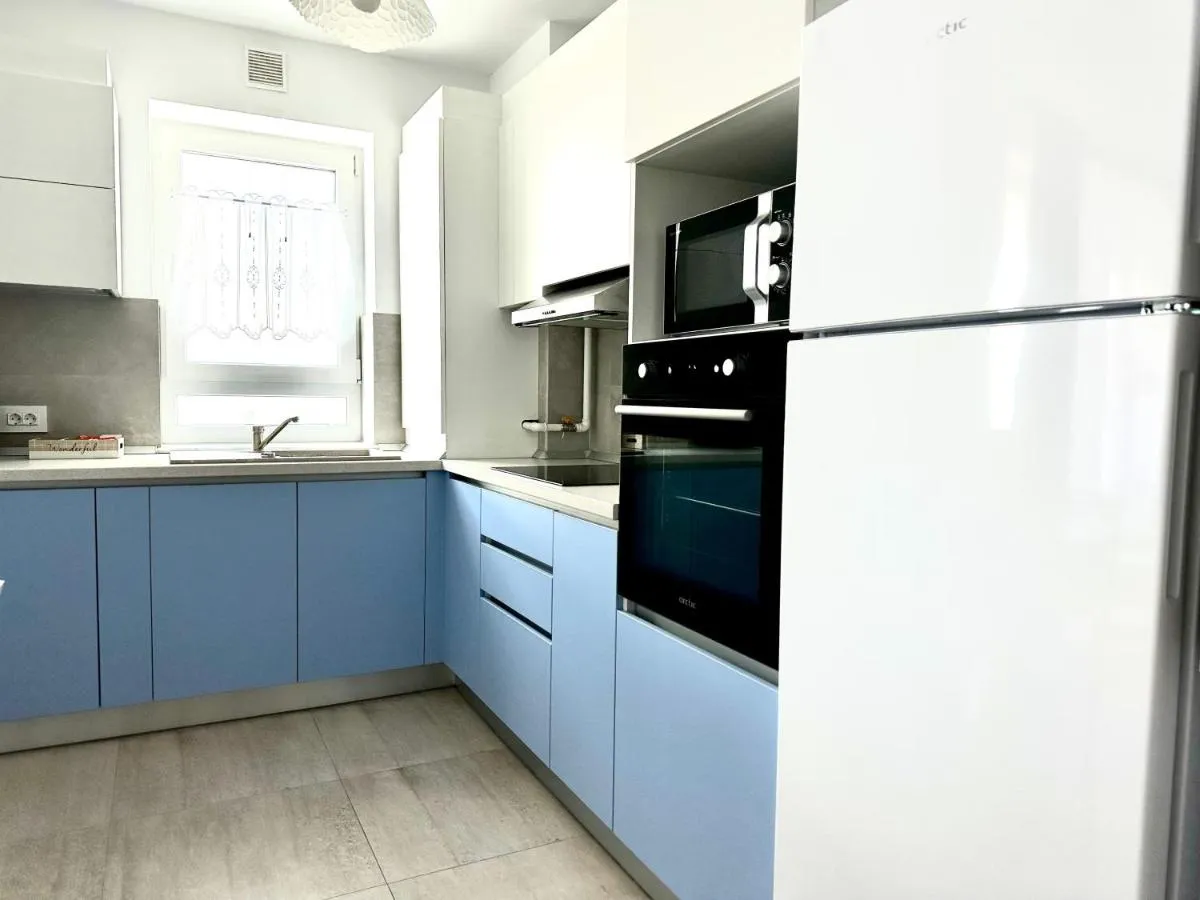 Image 4 of 4FriendsCoresiBrasov Blue