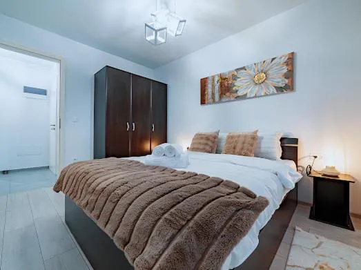 Image 3 of ANASTASIA Studio CORESI