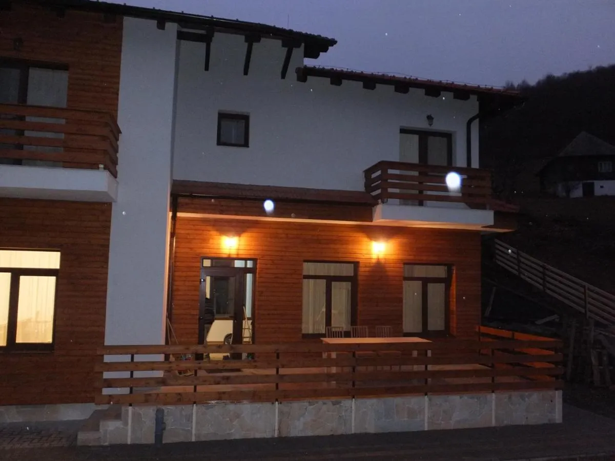 Image 2 of APUSENI HOLIDAYS