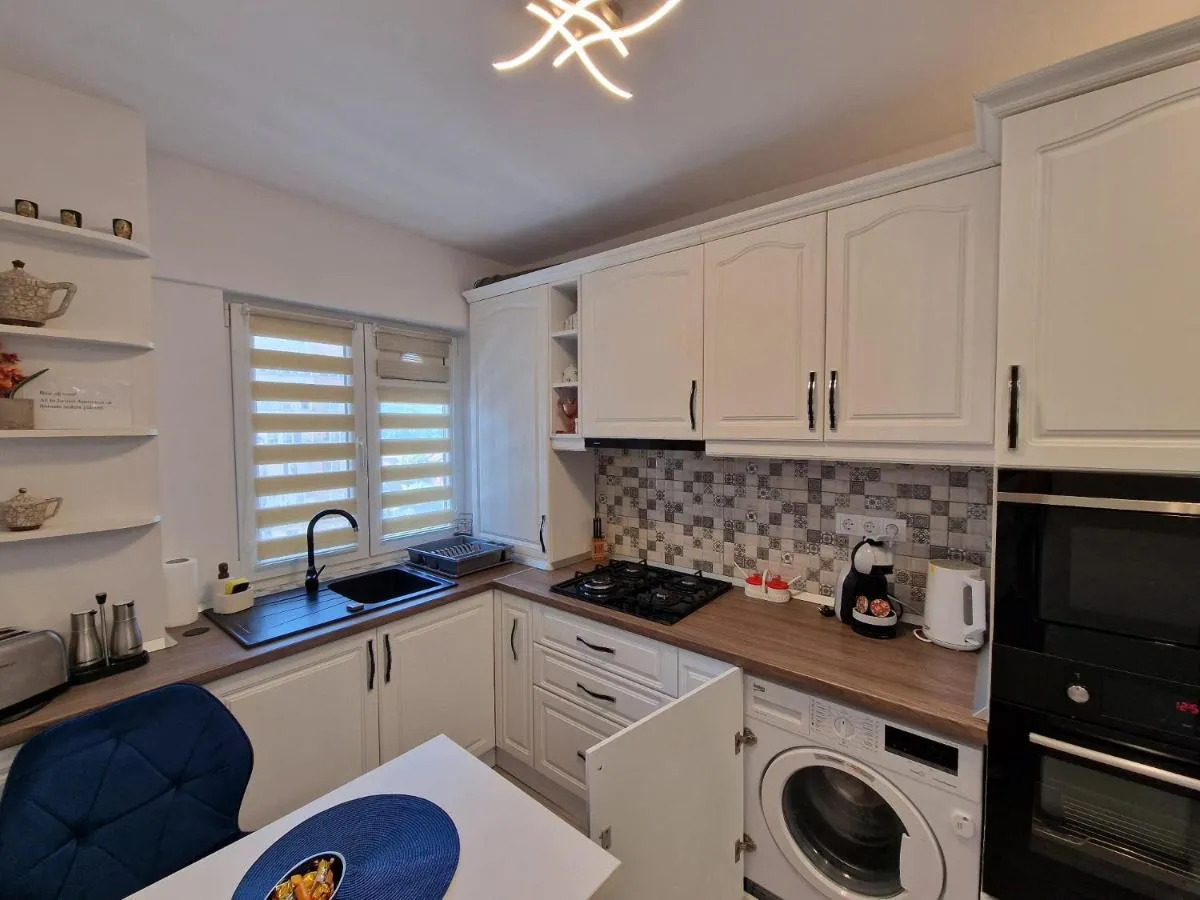 Image 7 of All In Jacuzzi Apartment