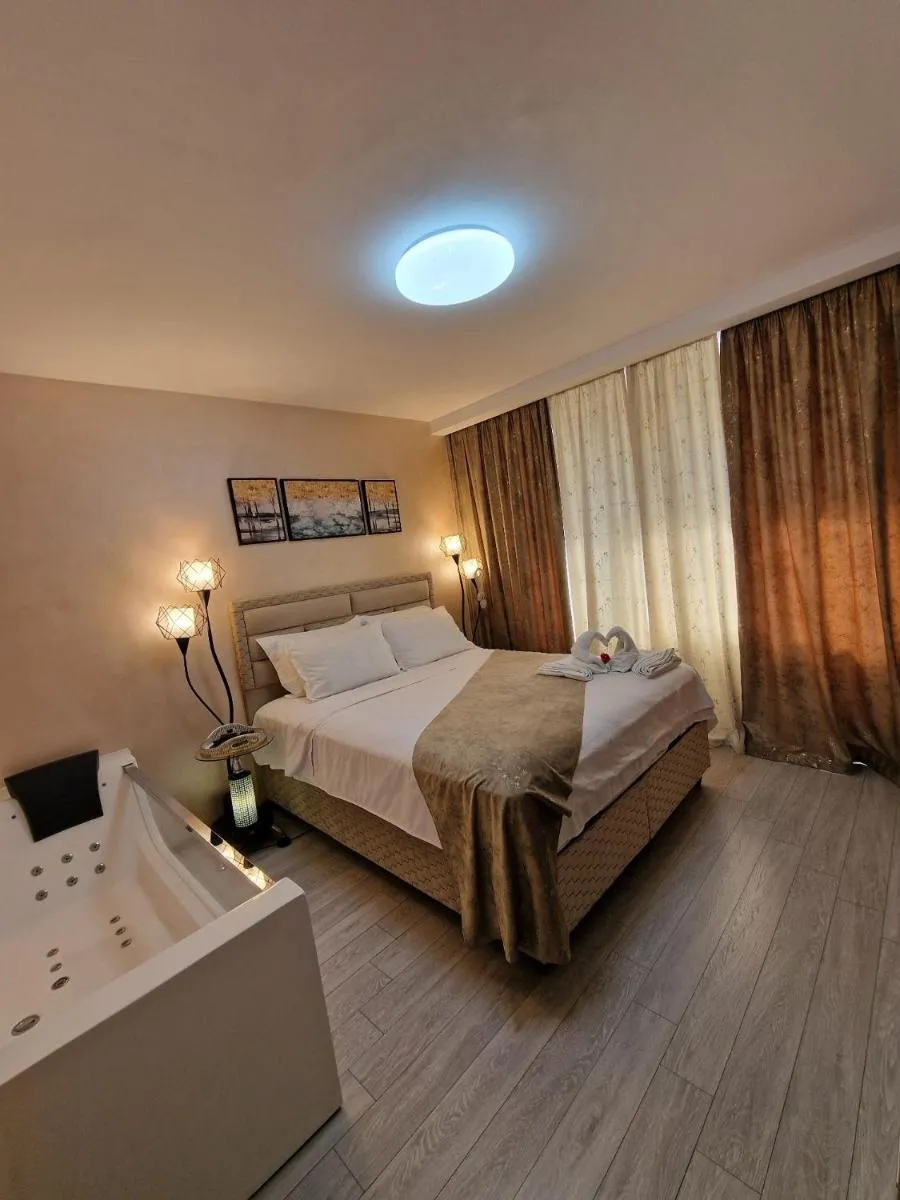 Image 6 of All In Jacuzzi Apartment