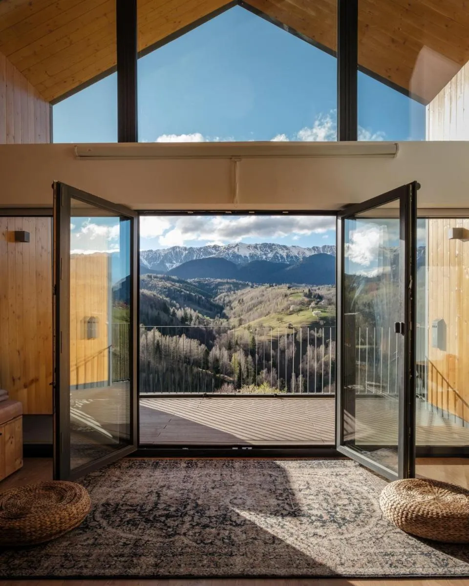 Image 5 of Amont Chalet