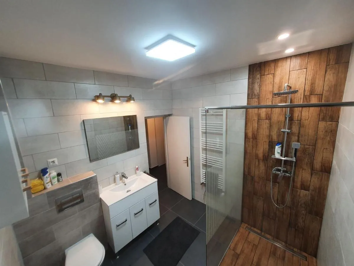 Image 4 of Andrea apartman
