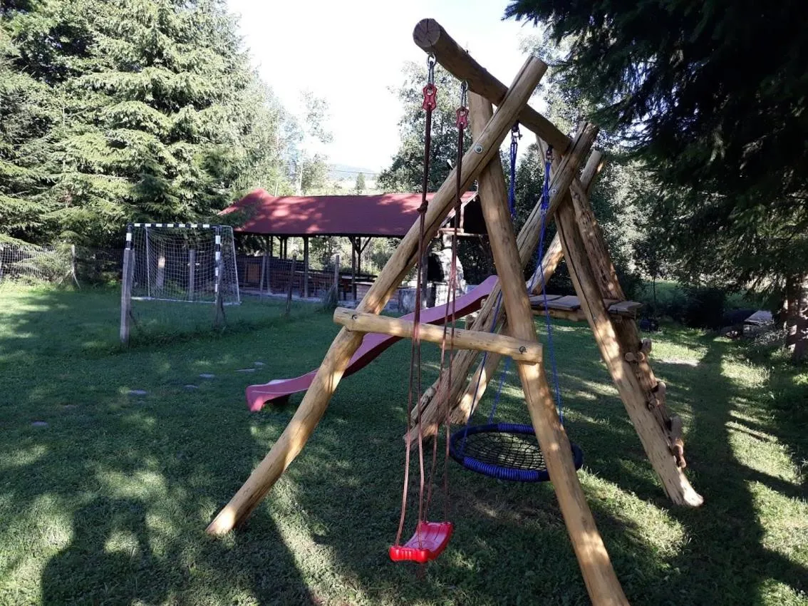 Image 2 of Any Kulcsosház