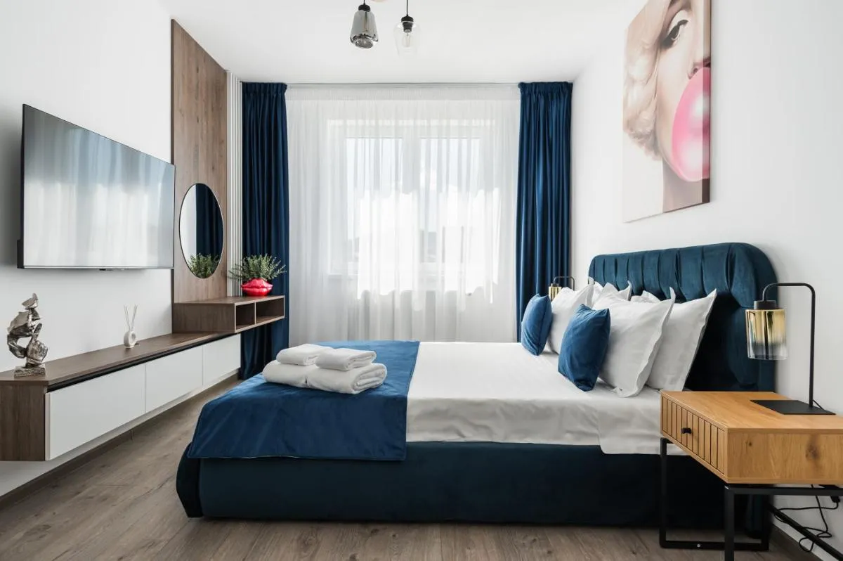 Image 3 of ApartBnb Experience 17