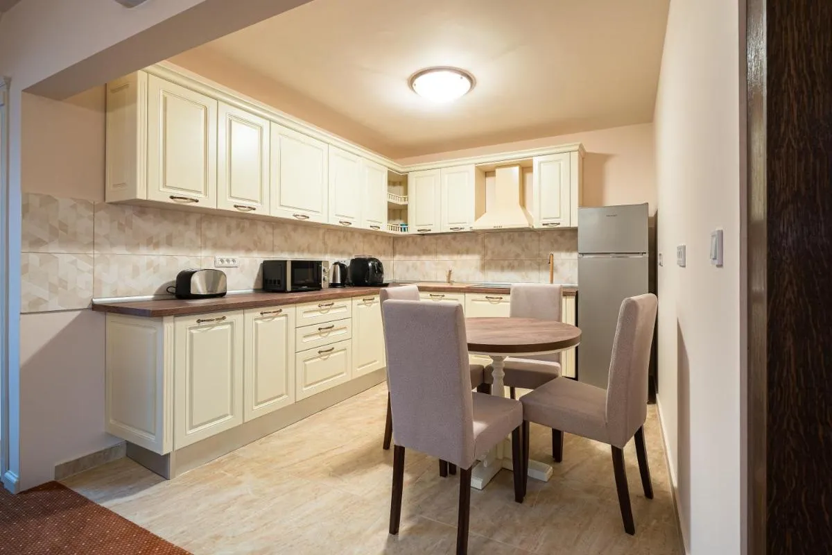Image 5 of Apartament Hotel H