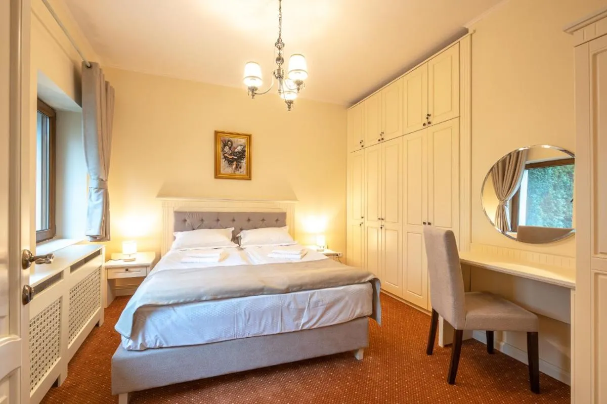 Image 2 of Apartament Hotel H