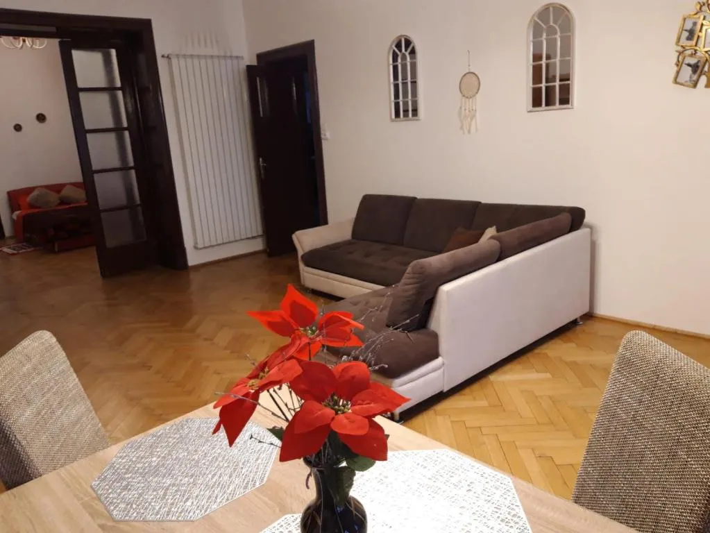 Image 1 of Apartament Piata Sfatului