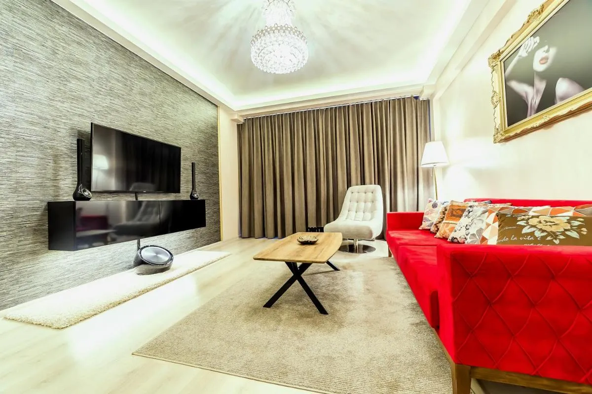 Image 6 of Apartment Chic by Landev