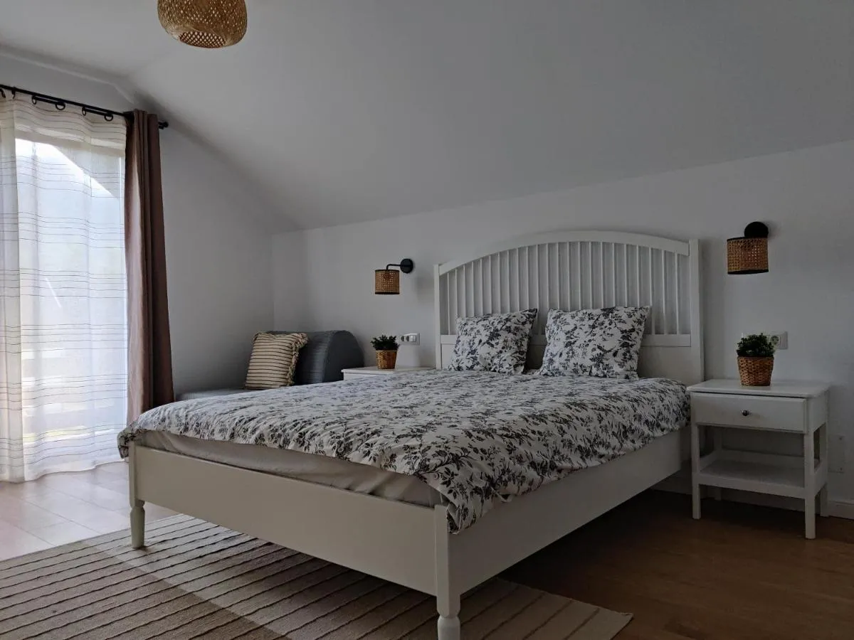 Image 5 of Ara Chalet