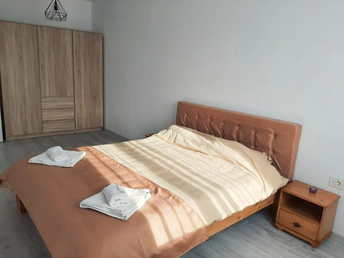 Image 4 of Arena Apartment