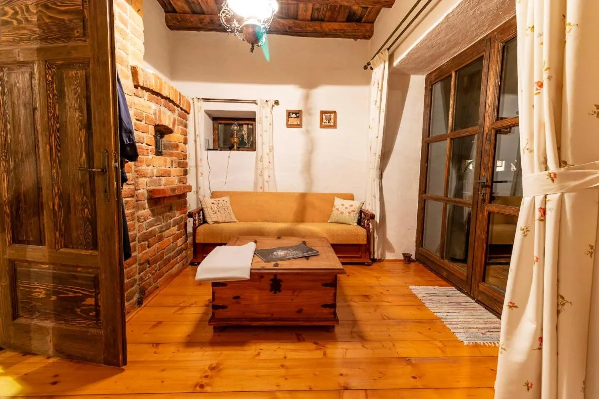 Image 2 of Barn guesthouse / Csűr vendégház