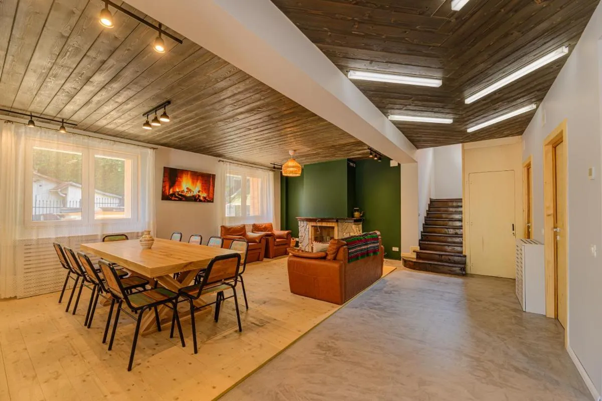 Image 3 of Blend Mountain Villa