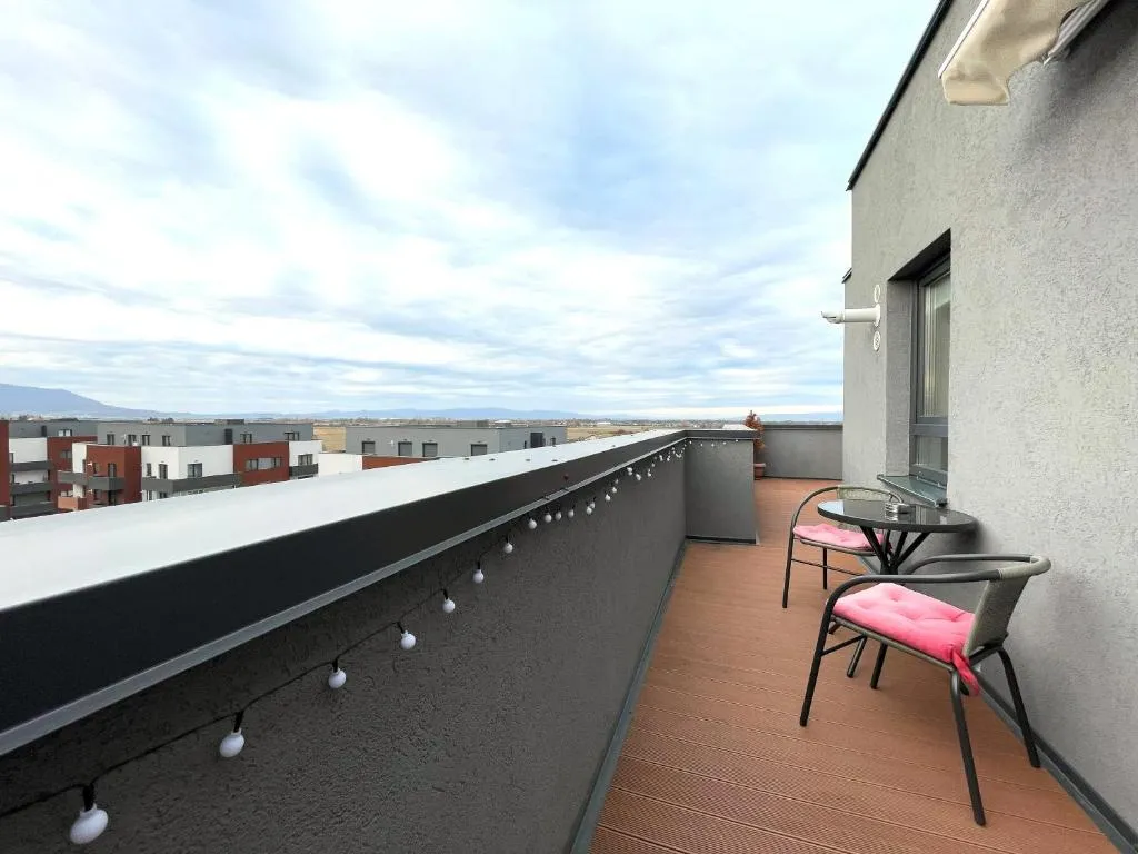 Image 1 of Blue Jay’s Nest with AC and Stylish Terrace