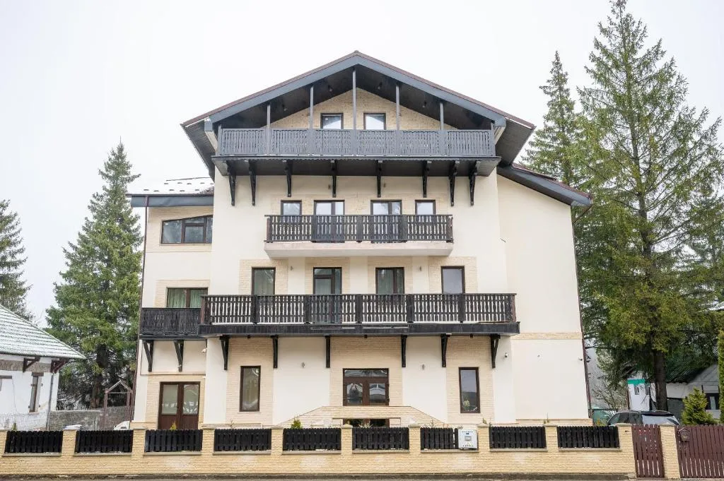 Image 1 of CASA PRAHOVA