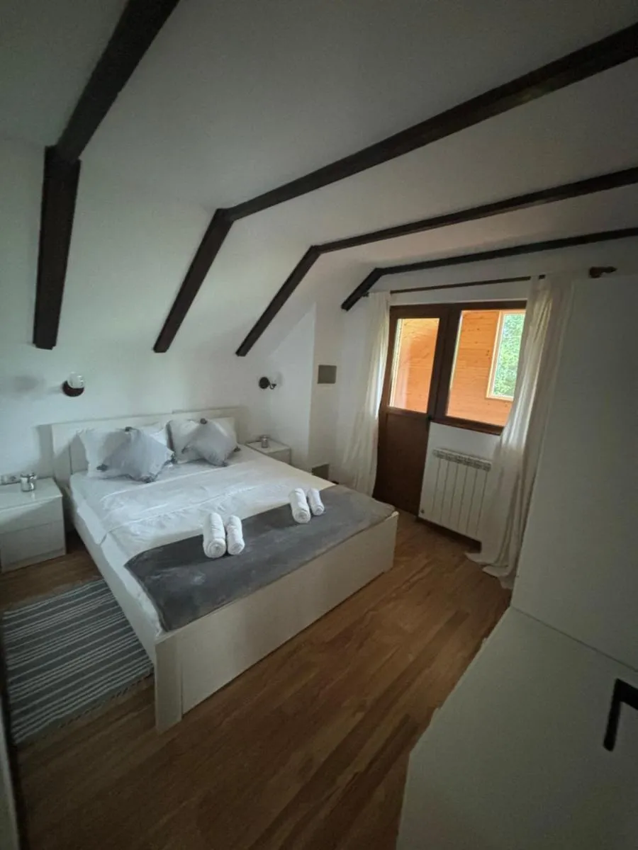 Image 3 of Cabana C