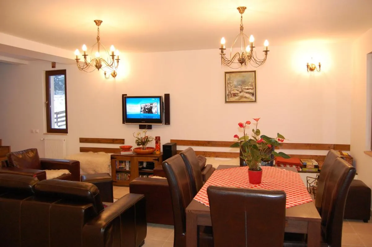 Image 5 of Cabana Moţilor