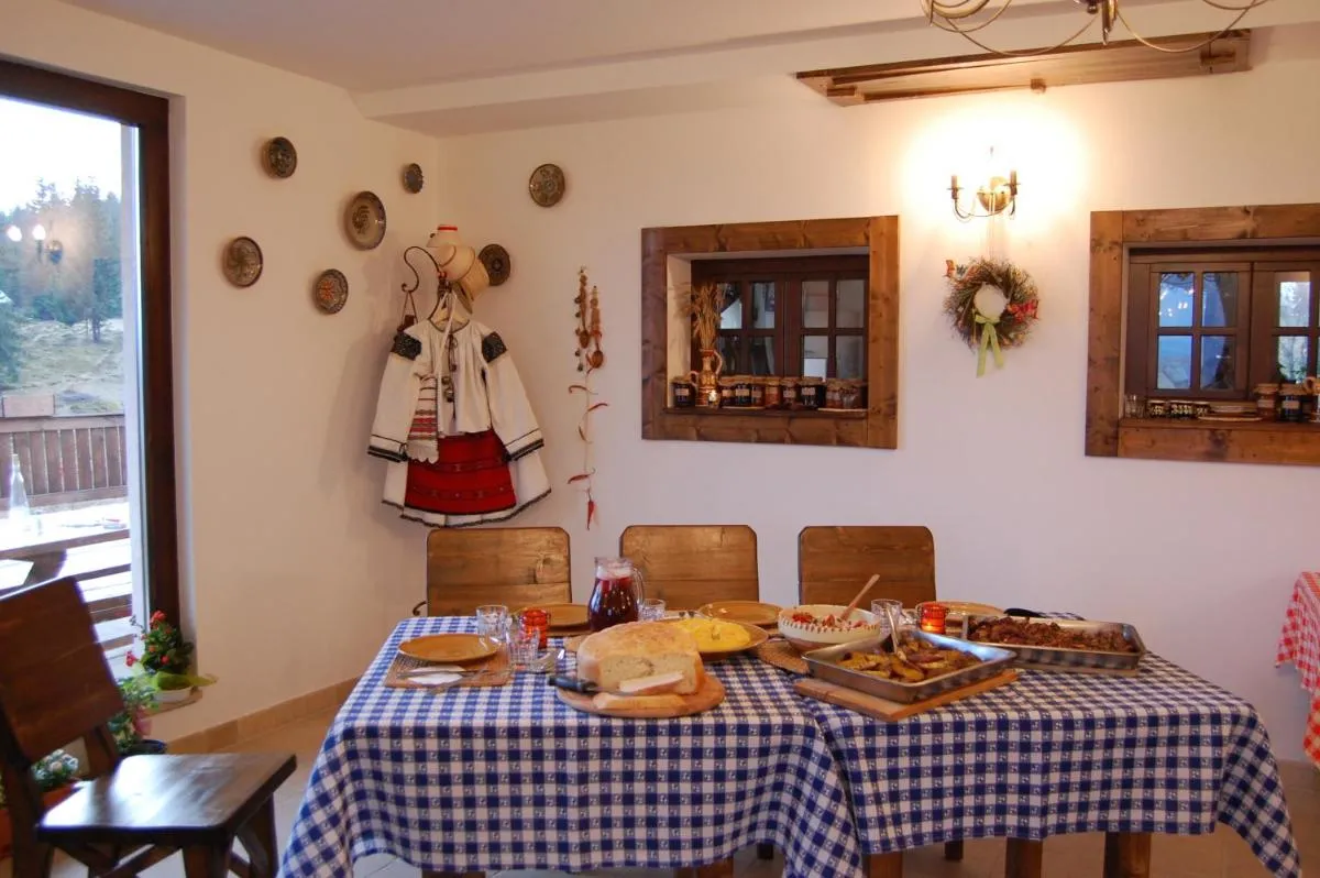 Image 7 of Cabana Moţilor