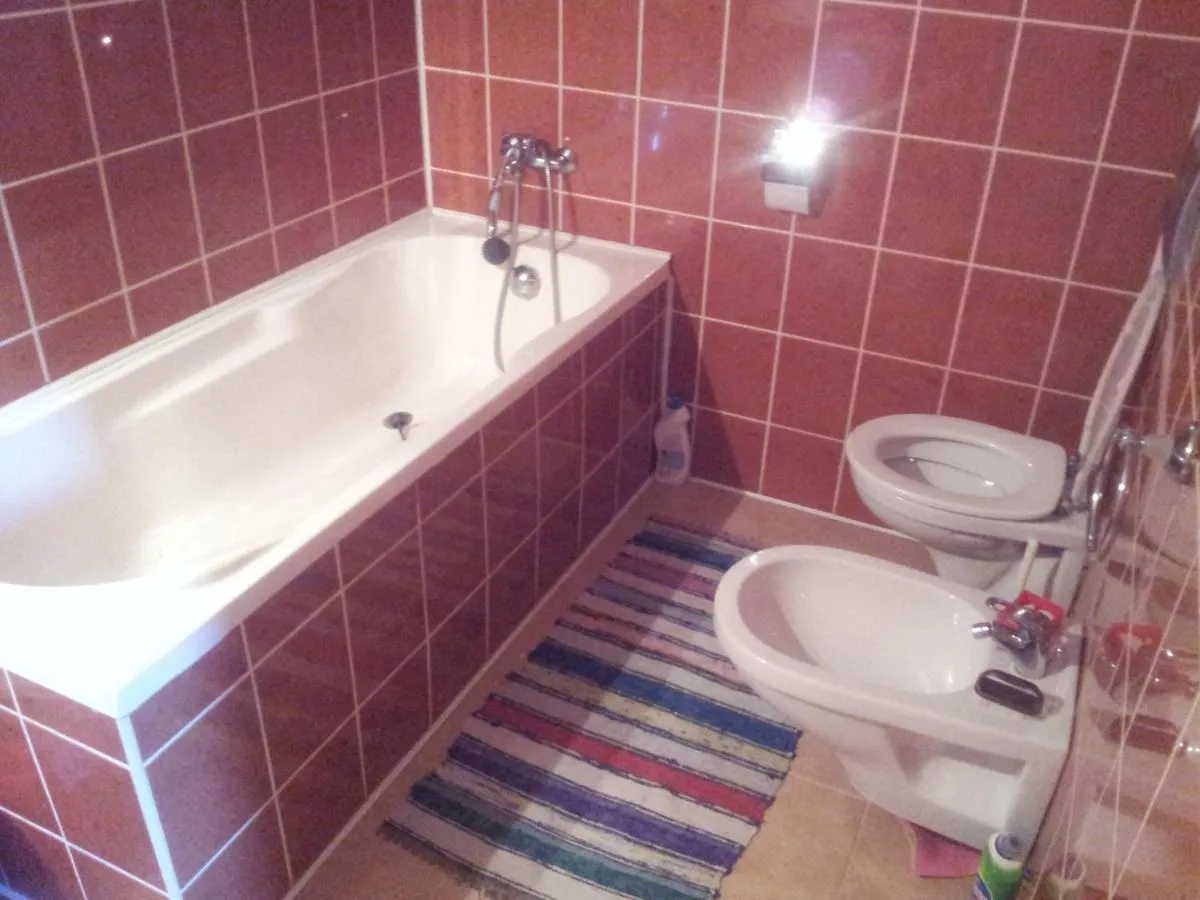 Image 4 of Cabana Ninel