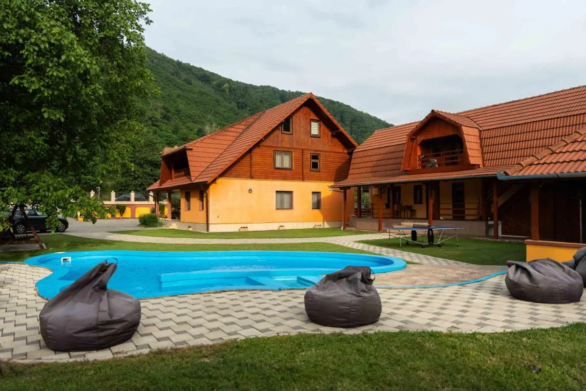 Image 7 of Cabana Sargetia