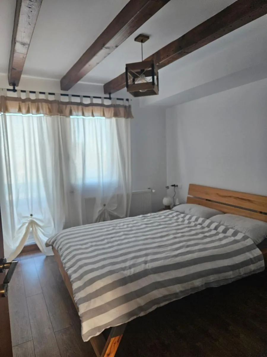 Image 2 of Cabana Stil