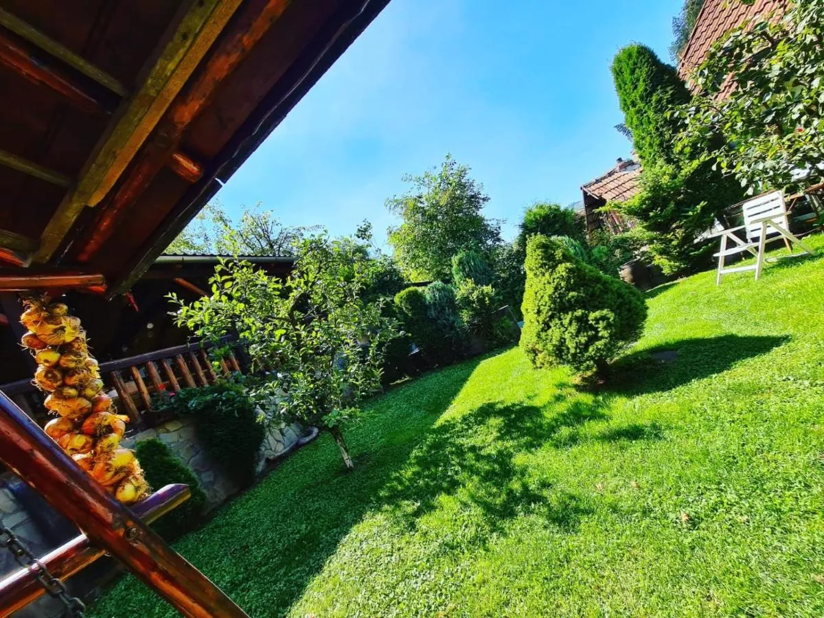 Image 3 of Cabana Vânătorilor
