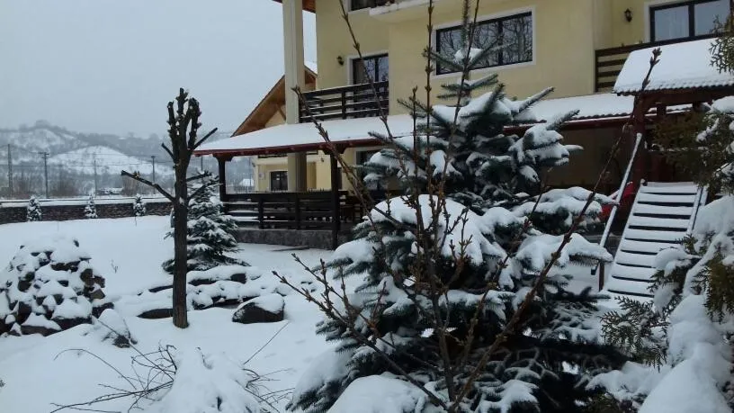 Image 5 of Camves Inn