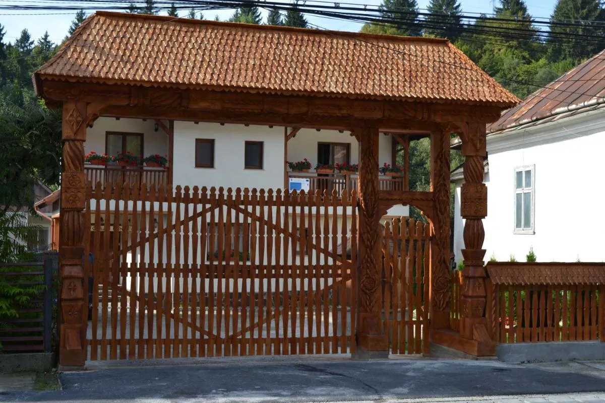 Image 5 of Casa Bunicii