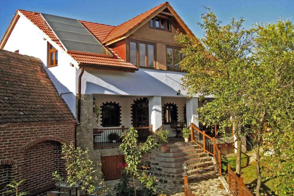 Image 1 of Casa Crina