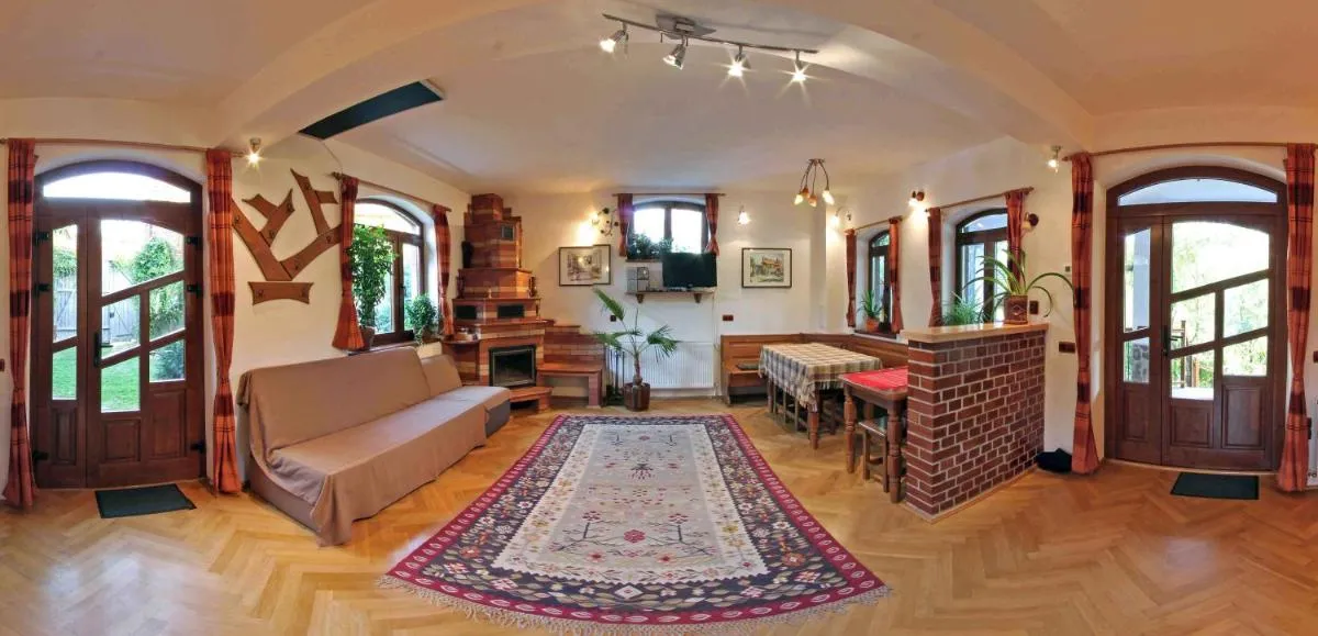 Image 4 of Casa Crina