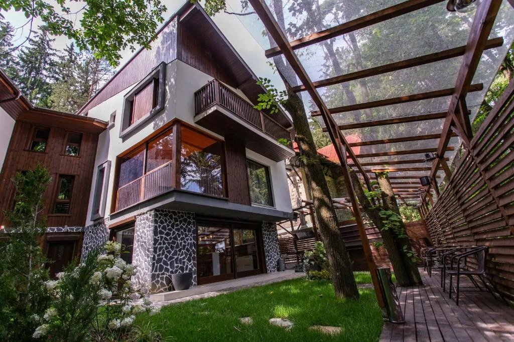 Image 1 of CasaDrago Sinaia , sauna si ciubar cu apa sarata