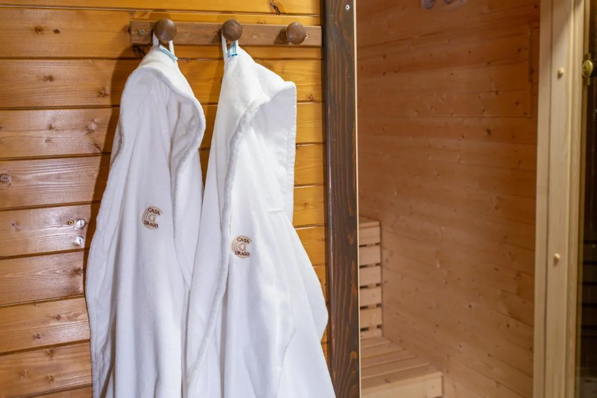 Image 5 of CasaDrago Sinaia , sauna si ciubar cu apa sarata