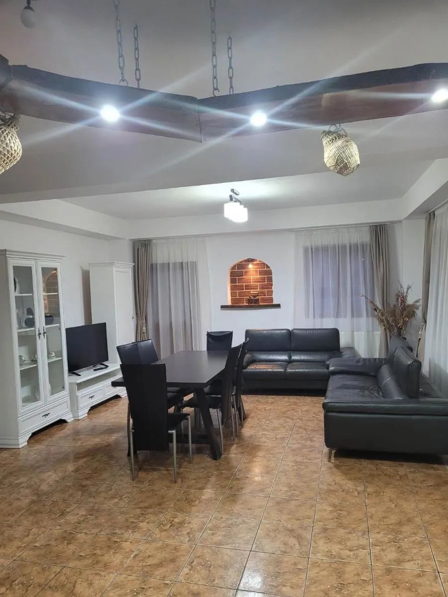 Image 7 of Casa Floare de Colt