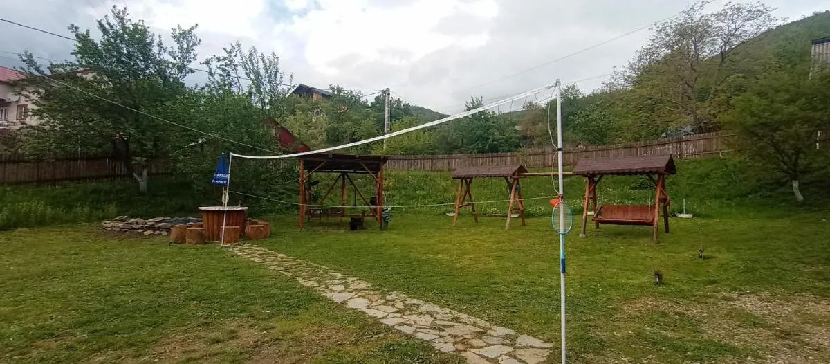 Image 2 of Casa Găleată