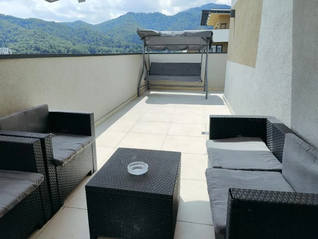 Image 1 of Casa Mov