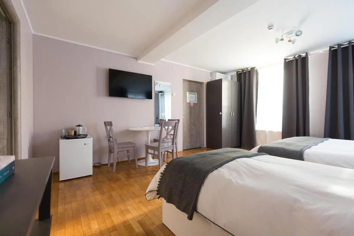 Image 2 of Casa Ris