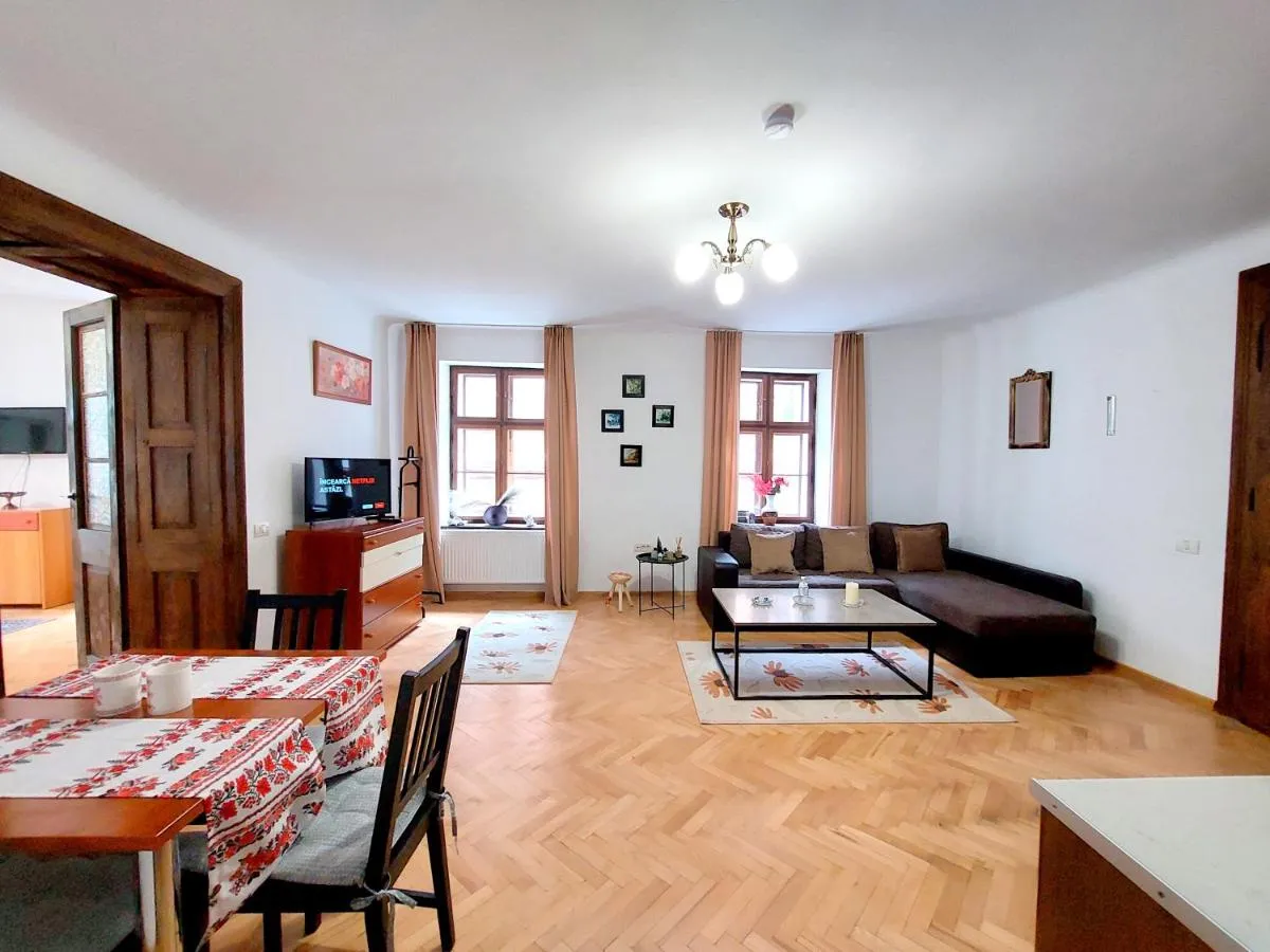 Image 6 of Casa Roth